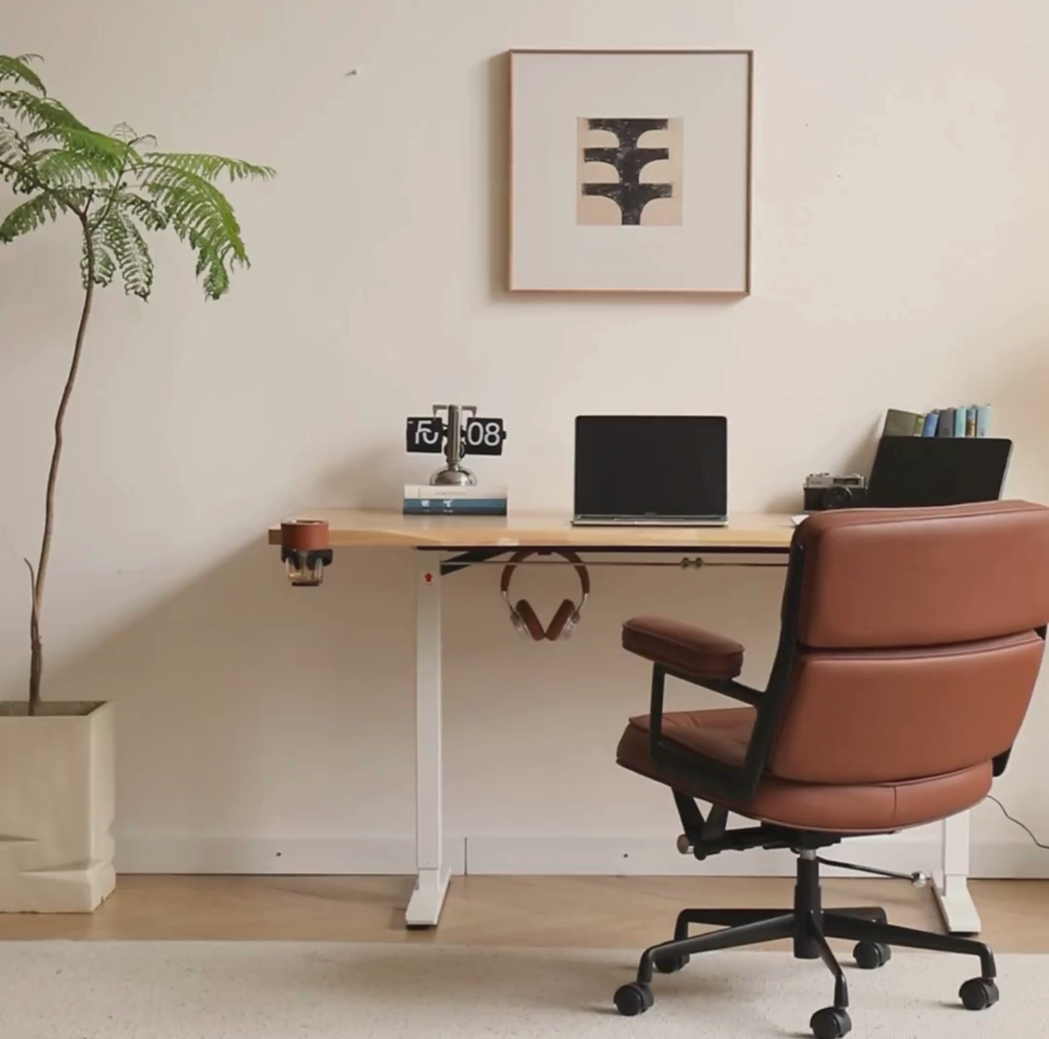 SOLID WOOD STANDING DESK – UNIVERSE GAMING LOGIC